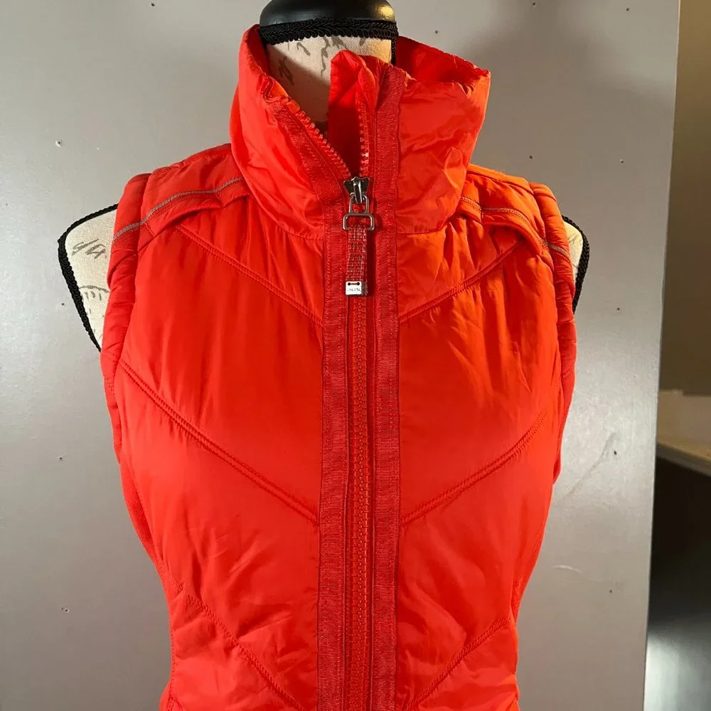 Athleta Torch Red Rock Ridge Vest - S - Picture 6 of 9